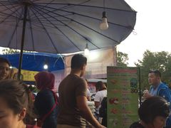 -芒果糯米饭摊子