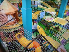 -蒙特利亲子乐园