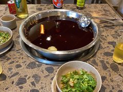 -肖肖酸萝卜鱼火锅(总店)