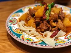 新疆沙湾大盘鸡-巴依老爷新疆美食(常营店)