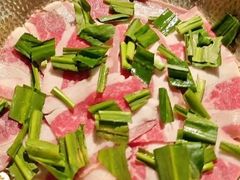 -蚂蚁洞·烤肉大营地(上海静安大悦城店)