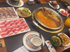 -沸炉重庆老火锅(军事博物馆店)