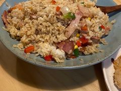 培根鲜露虾仁炒饭-红小满休闲餐厅(十全街店)