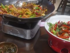 -富正毅三下锅(体育馆店)