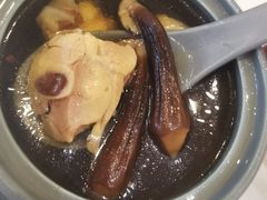 鸡枞炖老母鸡汤-鹿港小镇(黄金店)
