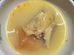 -禄婶鸡煲·打边炉