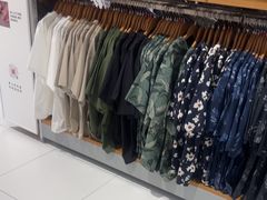 -优衣库(北京万柳华联购物中心店)