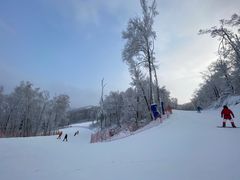 -中旅松花湖滑雪场