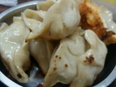 -黄阿姨锅贴大王(万航渡路店)