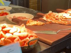 -圣丰索菲特·2 On 988 Café 自助餐厅