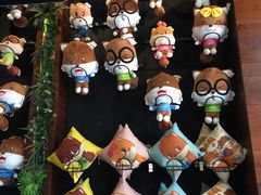 -三只松鼠生活馆(芜湖弋江金鹰店)