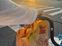 -必胜客(城西银泰店)