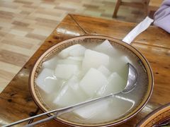 -一品红烧鸭特色川菜(三岔湖店)