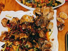 蒜末拍黄瓜-小俩口烧烤东北菜(双井店)