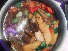 -啤仕多·啤客国潮跳舞BAR(保俶路店)