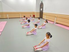 -DC少儿舞蹈培训中心(人民桥店)