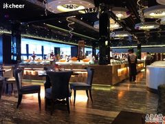 -小天鹅戴斯酒店鲸鲨百汇创作料理