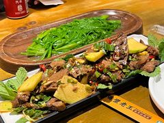 -隔壁老王·家常云南菜(花巷店)