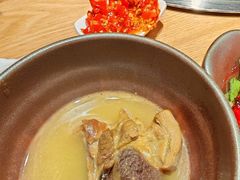 -一朵菌·野生菌探索家火锅(南亚店)