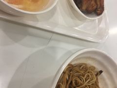 -浦东图书馆读者餐厅