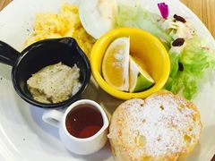 -鲨鱼咬吐司(东港店)