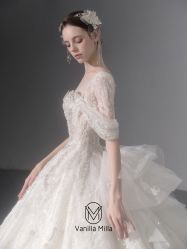 点击看大图 -Renee芮亦婚纱
