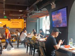 -鸣记脆皮烤鱼·海鲜烤鱼(三八广场店)