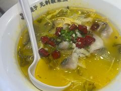 -渝是乎川渝小炒(新世界百货望京店)