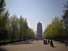 -玲珑塔公园