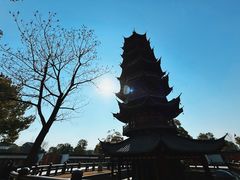 -龙华寺