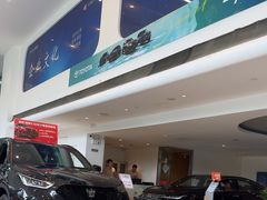 -上海和裕一汽丰田4S店(七宝店)