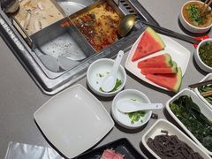 -海底捞火锅(公益西桥店)