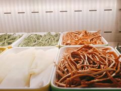 -李记称盘牛杂串串(广厦店)