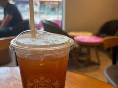 -星巴克臻选(金桥国际店)