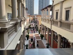 -佛罗伦萨小镇广佛名品奥特莱斯(疏港路店)