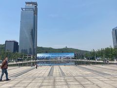 -两江幸福广场