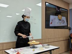 -巴黎贝甜(大宁国际商业广场店)