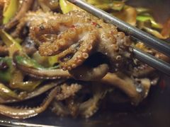 -臻鲜燕海鲜融合餐厅(金陵style店)