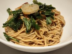 开洋葱油拌面-屋里厢上海菜馆