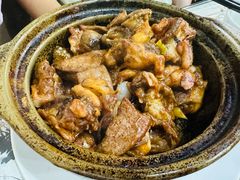 啫啫田鸡煲-尝囍煲仔小菜