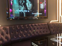 -星璨火吧KTV聚会餐厅(丰庆路店)