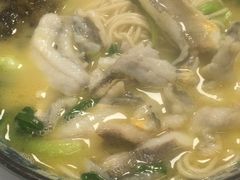 招牌黄鱼面-明呈黄鱼面馆(斜土路店)