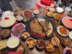 -萍姐火锅·公路夜市(武汉首店)