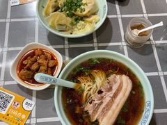 焖肉面-潘国仙耳光馄饨(黄家阙路店)