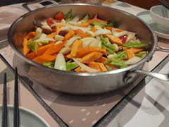 -黄记煌三汁焖锅(新佳丽江汉路店)