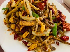 干煸茶树菇-添福来墨鱼饺子 · 海鲜东北菜(大连星海·黄浦路店)