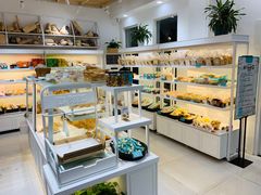 面包甜点陈列柜-罗莎蛋糕Rosa bread(蔡锷北店)