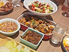 -街角等你.大连海鲜烧烤.经典铁板海鲜串(西安路店)