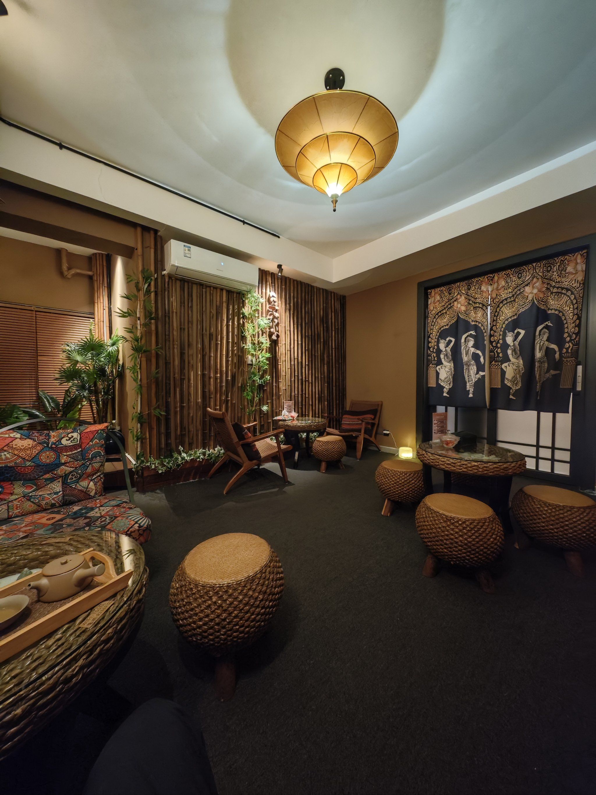 岗厦top泰式按摩馆