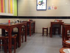 大堂-花溪飞碗牛肉粉(先烈路店)